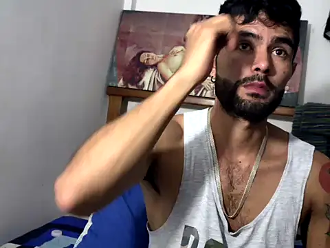 hideonbush051 online show from February 16, 2:10 am