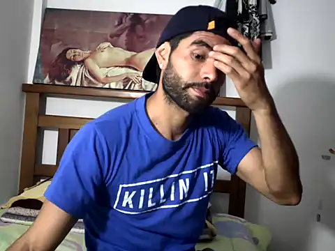 hideonbush051 online show from December 17, 11:48 am