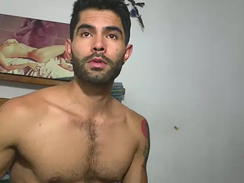 hideonbush051 online show from January 10, 5:08 pm