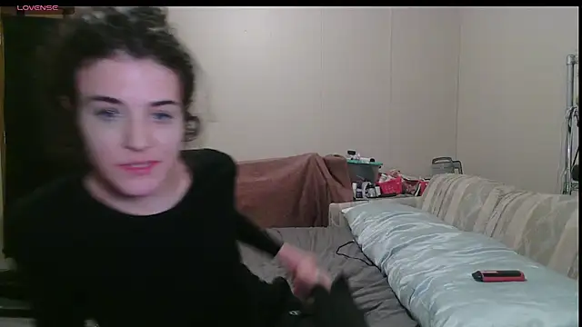 rileyyb  online show from July 11, 4:35 am
