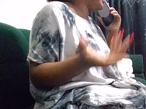 NATASHA LUCKY online show from March 24, 8:53 pm