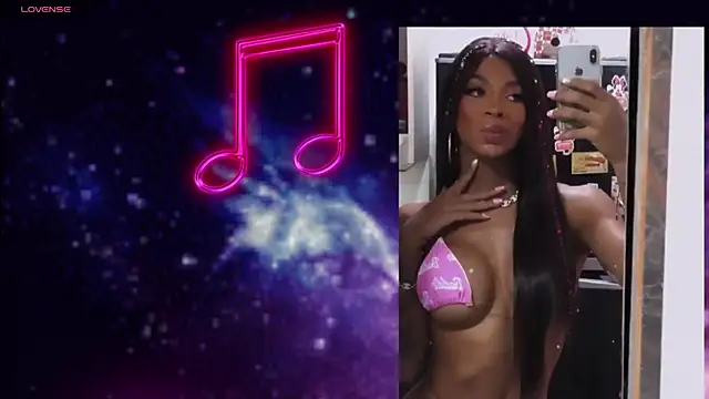 Snapshot of Canndy88htxx chatting on March 13, 3:54 am Canndy88htxx online show from March 13, 3:54 am