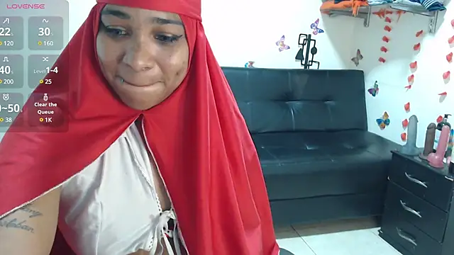 Snapshot of Aaliyah_brown chatting on February 9, 8:32 am Aaliyah brown online show from February 9, 8:32 am