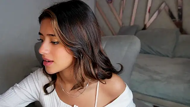 Rebecca 055 online show from December 20, 9:50 pm