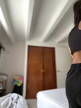 Salome golvert online show from April 14, 4:12 pm