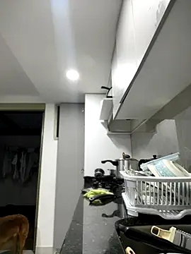 Snapshot of Salome_golvert chatting on November 15, 10:58 pm Salome golvert online show from November 15, 10:58 pm