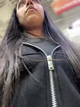 Snapshot of Salome_golvert chatting on March 13, 12:16 am Salome golvert online show from March 13, 12:16 am