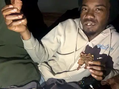 SlimeCrownzOut5 online show from January 11, 12:28 am