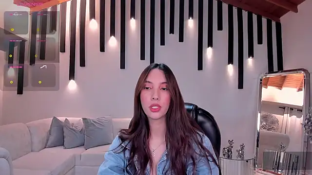 AnaisNin online show from October 10, 3:40 am