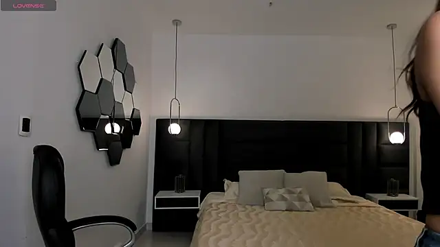 AnaisNin online show from September 19, 4:16 am