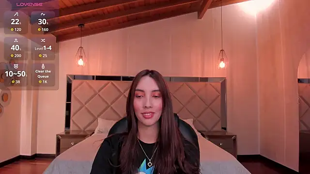 Snapshot of AnaisNin chatting on October 25, 4:22 am AnaisNin online show from October 25, 4:22 am