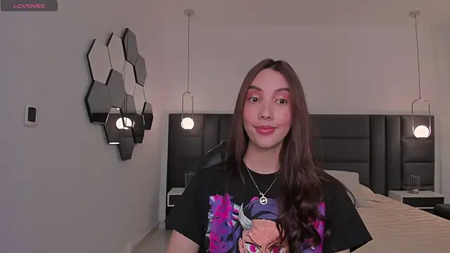 Snapshot of AnaisNin chatting on November 13, 3:43 am AnaisNin online show from November 13, 3:43 am