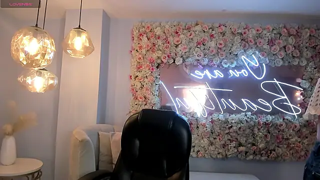 AnaisNin online show from February 18, 11:06 am