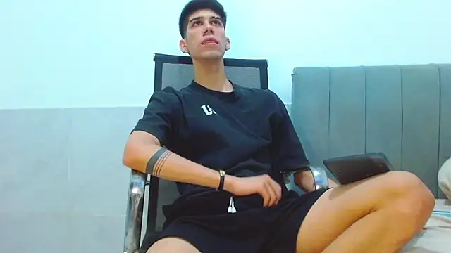 jhony-sex online show from May 8, 7:23 am