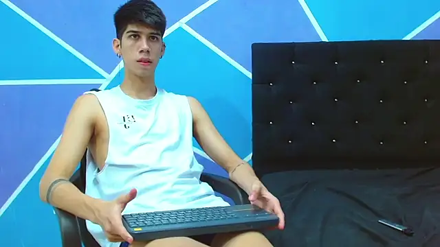 jhony-sex online show from December 20, 4:20 am