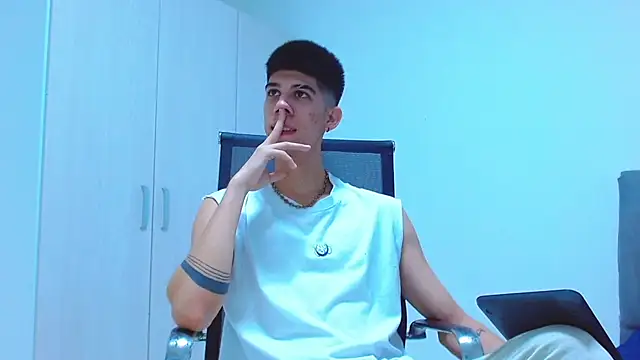 jhony-sex online show from October 28, 3:40 am