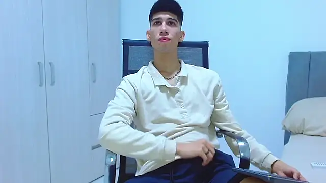 jhony-sex online show from October 15, 6:11 am