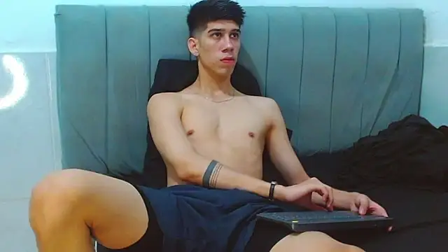 jhony-sex online show from July 22, 8:16 am