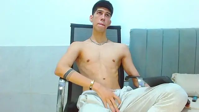 jhony-sex online show from April 7, 10:33 pm