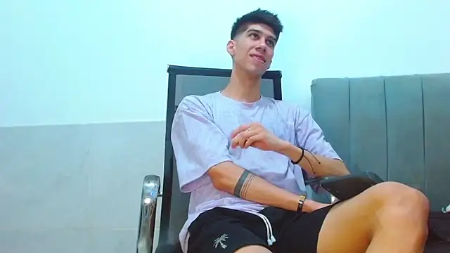 jhony-sex online show from June 3, 7:53 am
