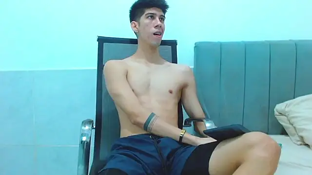 Snapshot of jhony-sex chatting on February 7, 1:35 am jhony-sex online show from February 7, 1:35 am