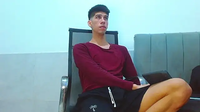 jhony-sex online show from June 2, 7:41 am
