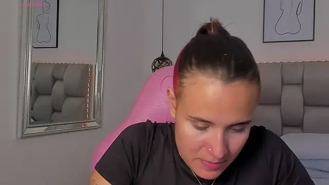 Susan-Sweet-7 online show from December 15, 9:20 pm