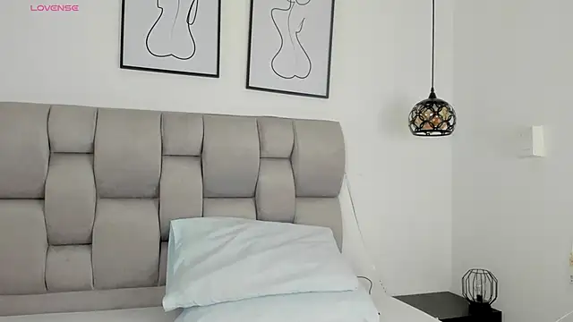 Susan-Sweet-7 online show from December 18, 8:34 pm