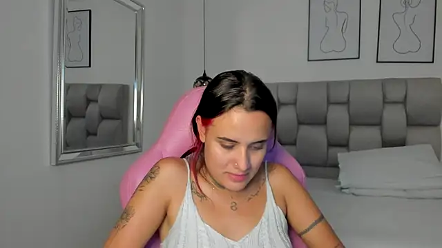 Susan-Sweet-7 online show from November 21, 8:19 pm