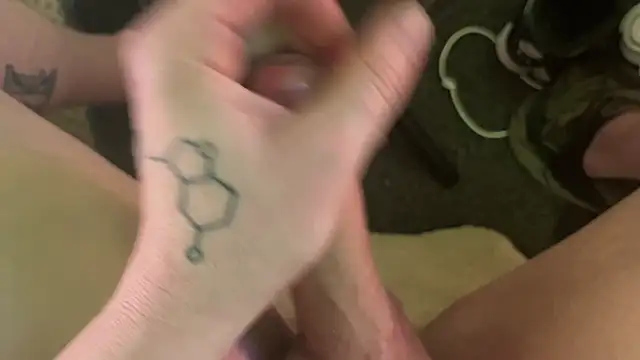 GirthBrooks98 online show from October 20, 3:30 am