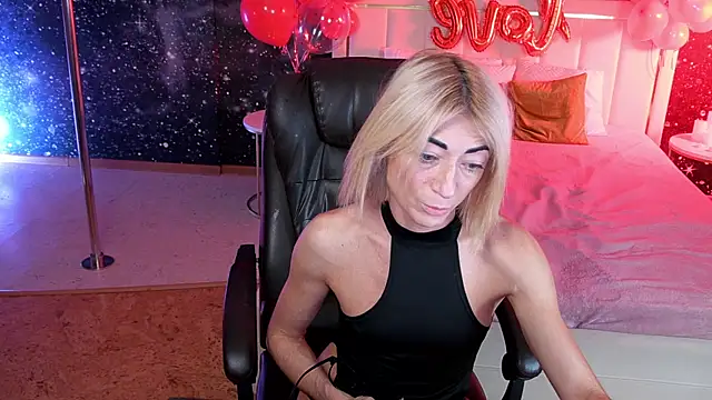  F R A U  online show from March 5, 7:16 am