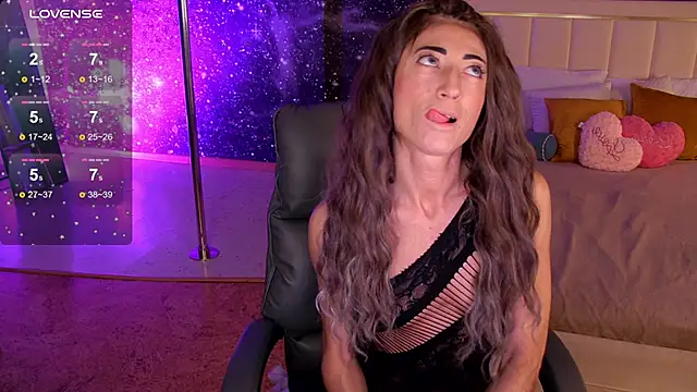  F R A U  online show from September 29, 1:12 am