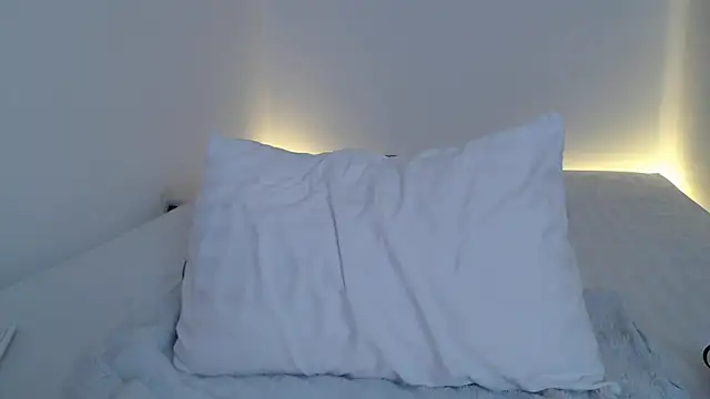 Snapshot of __Meow chatting on January 17, 5:42 am   Meow online show from January 17, 5:42 am