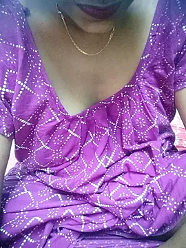 Snapshot of Bengoli--bhabhi chatting on October 22, 1:43 pm Bengoli--bhabhi online show from October 22, 1:43 pm