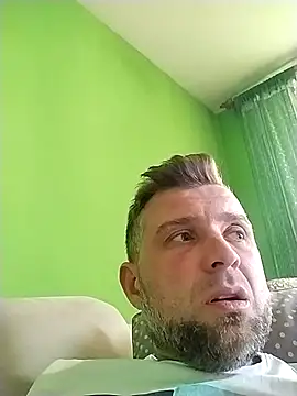 chada1980 online show from March 12, 7:46 am