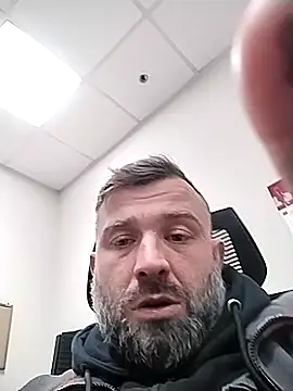 chada1980 online show from December 5, 3:38 am