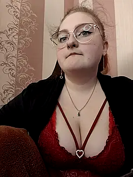 WhiteBellaX online show from May 5, 9:56 am