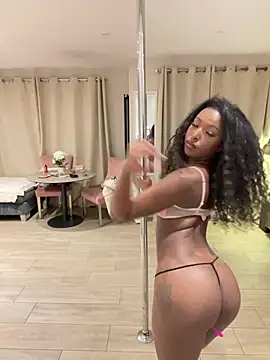 princesslola666 online show from February 4, 10:55 pm