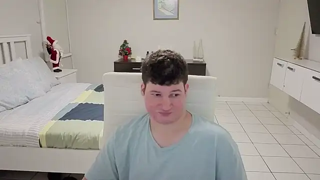 Lorenzo hernandez online show from November 26, 4:40 pm