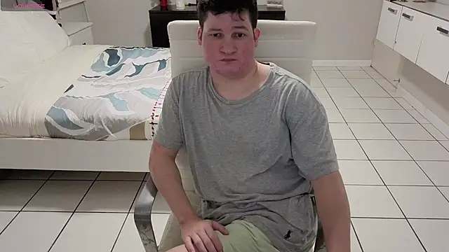 Lorenzo hernandez online show from December 16, 3:38 pm