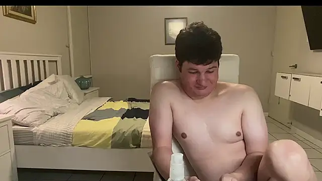 Lorenzo hernandez online show from November 6, 8:24 pm