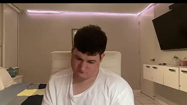 Lorenzo hernandez online show from November 17, 10:03 pm