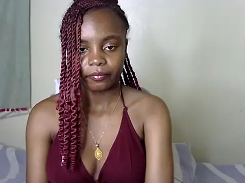 Snapshot of ebony_liza chatting on March 5, 12:05 am ebony liza online show from March 5, 12:05 am