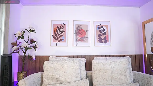 Snapshot of Zarawilliams chatting on November 8, 11:36 am Zarawilliams online show from November 8, 11:36 am