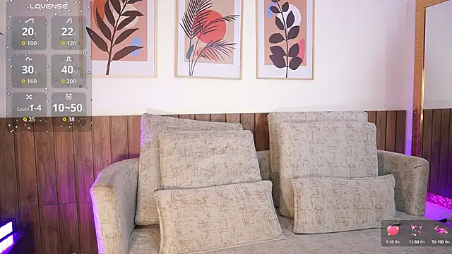 Snapshot of Zarawilliams chatting on October 16, 11:40 am Zarawilliams online show from October 16, 11:40 am