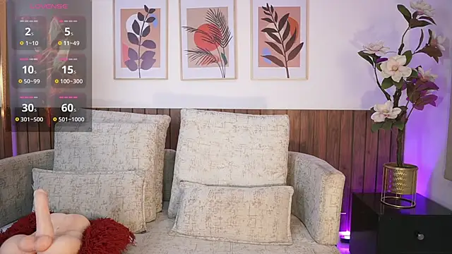 Snapshot of Zarawilliams chatting on September 9, 11:41 am Zarawilliams online show from September 9, 11:41 am