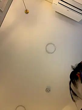 IrisBaker online show from November 25, 9:15 pm