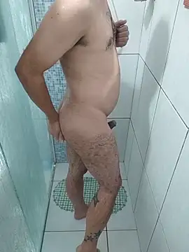 Snapshot of markusx215 chatting on December 21, 11:38 pm markusx215 online show from December 21, 11:38 pm