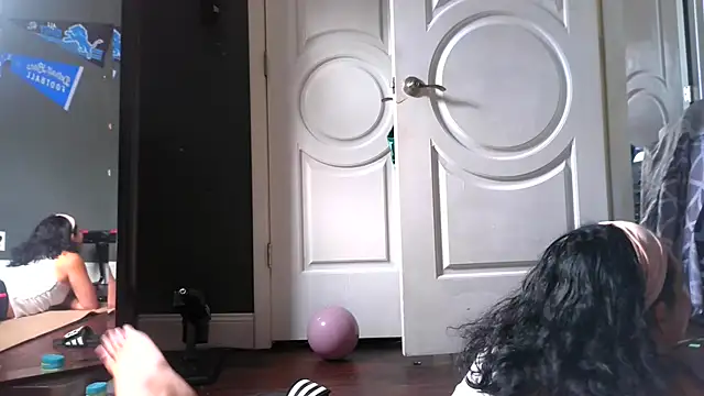 paytonkelly online show from July 10, 5:57 pm
