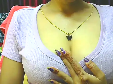 ishmita99 online show from October 28, 4:46 am